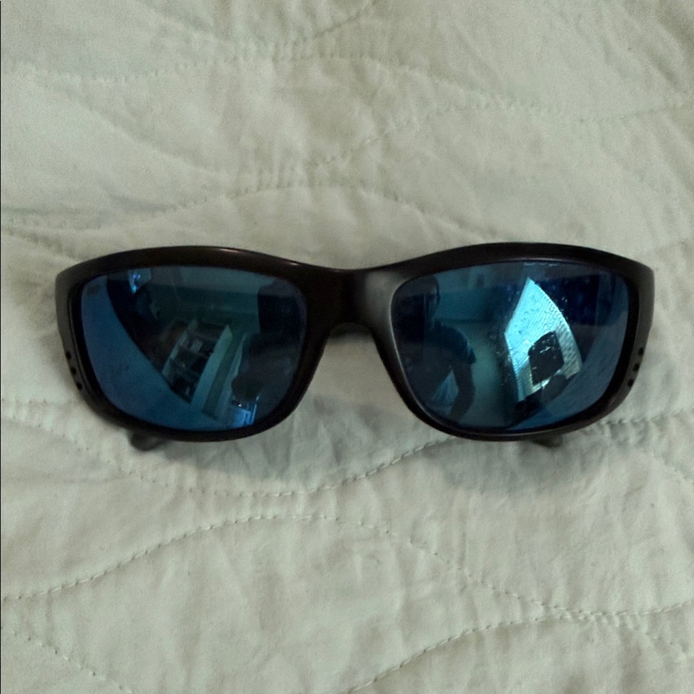 Costa Black and Blue Sunglasses Zane 580p